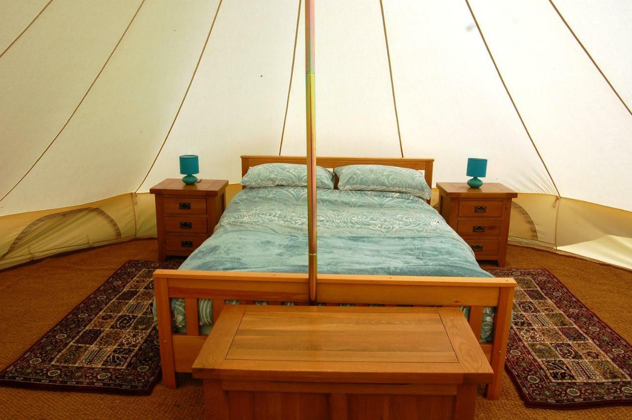 Camping La Foret De Tesse 外观 照片